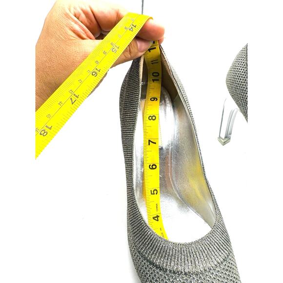 VALENTINO GARAVANI Silver Metallic stretch-knit pumps size EU 38.5 - Picture 9 of 14